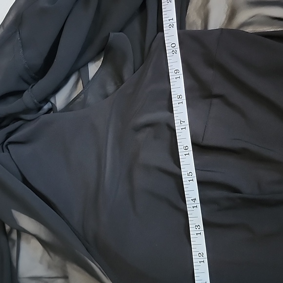 Adrianna PapellChiffon Capelet Dress/ 16W - Picture 10 of 17